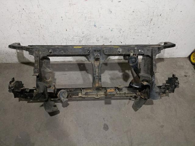 Osłona chłodnicy kompletna (panel mocowania reflektorów) F2500EB3MA NISSAN