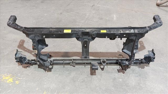 Osłona chłodnicy kompletna (panel mocowania reflektorów) F2500EB3MA NISSAN