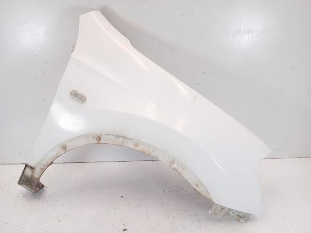 Błotnik przedni prawy F3100JD0M0 NISSAN