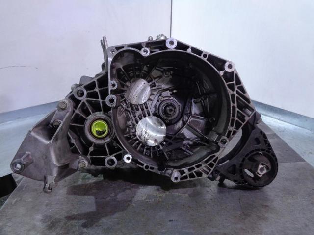 Mechaniczna skrzynia biegów w komplecie F40 OPEL