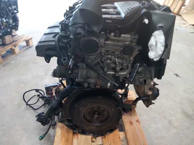 Silnik w komplecie F4P770 RENAULT