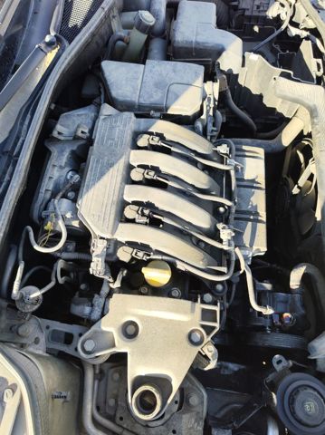 Silnik w komplecie F4P770 RENAULT