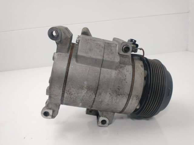 Sprężarka klimatyzacji F500AUCAA02 MAZDA