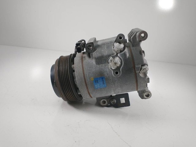 Sprężarka klimatyzacji F500AUCAA02 MAZDA
