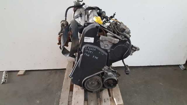 Silnik w komplecie F9Q716 RENAULT