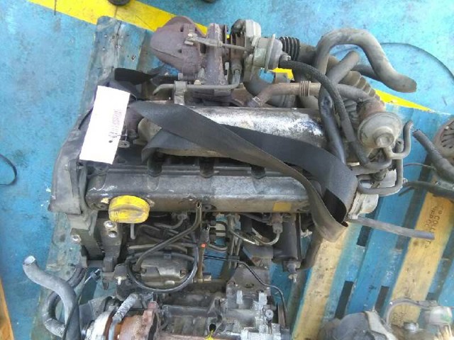 Silnik w komplecie F9Q716 RENAULT