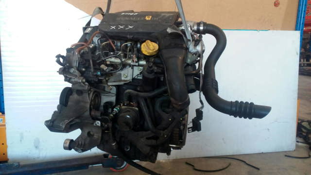 Silnik w komplecie F9Q732 RENAULT