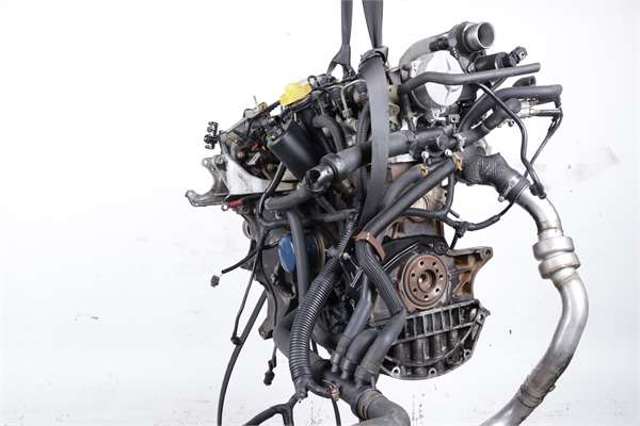 Silnik w komplecie do Renault Laguna KG0, KG1