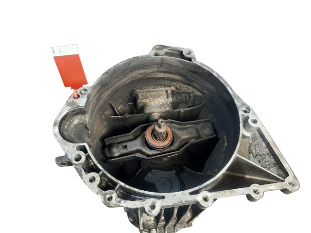 Mechaniczna skrzynia biegów w komplecie FEA VAG