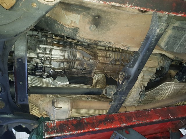 Mechaniczna skrzynia biegów w komplecie FEA VAG