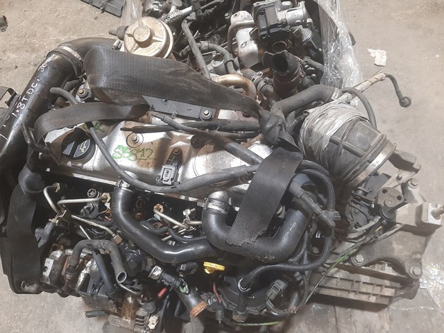 Silnik w komplecie FFDA FORD