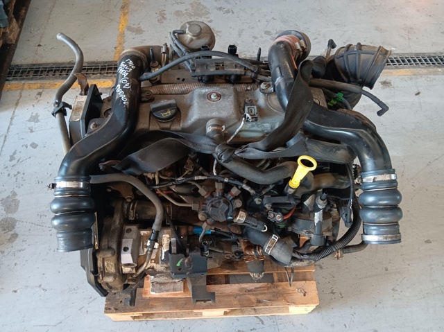 Silnik w komplecie FFDA FORD