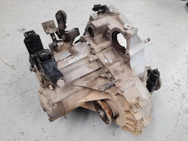 Mechaniczna skrzynia biegów w komplecie FNK VAG