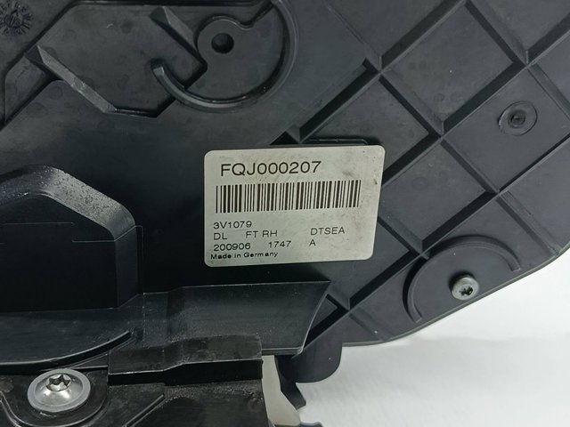 Zamek drzwi przednich prawych FQJ000207 LAND ROVER