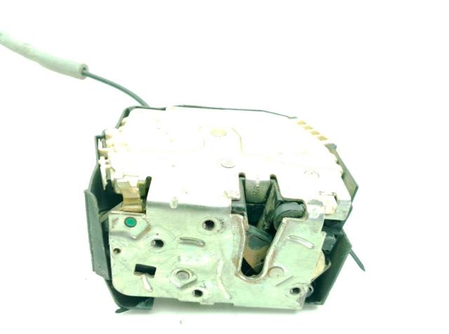 Zamek drzwi tylnych lewych do Land Rover Freelander L314