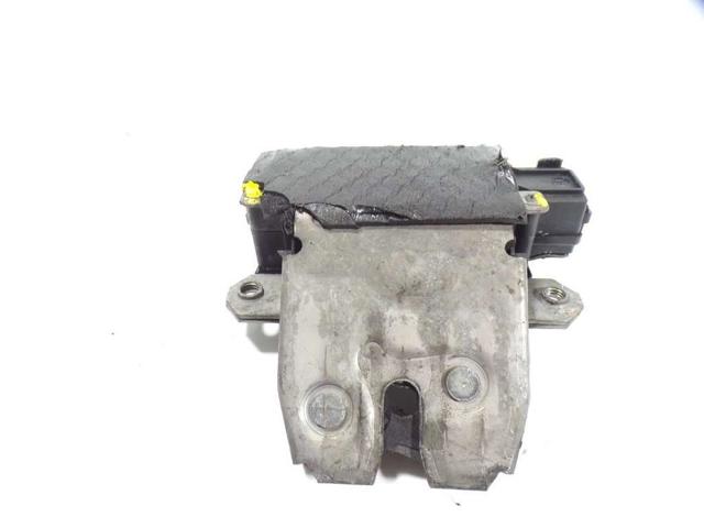 Zamek klapy bagażnika (3/5 drzwi tylnych) FQR500130 LAND ROVER