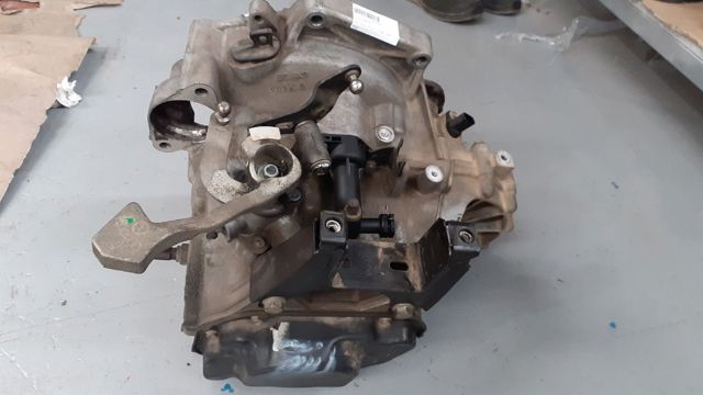 Mechaniczna skrzynia biegów w komplecie FVU VAG