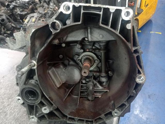 Kupić Mechaniczna skrzynia biegów w komplecie Peugeot Bipper  225L w dobrej cenie