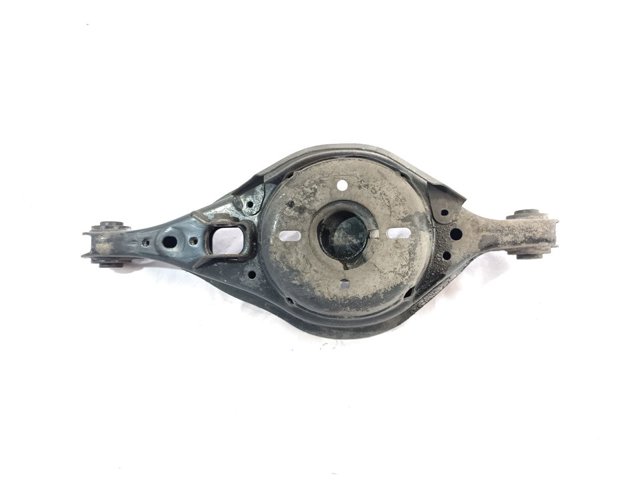 Wahacz zawieszenia tylnego dolny prawy G26A28300 MAZDA