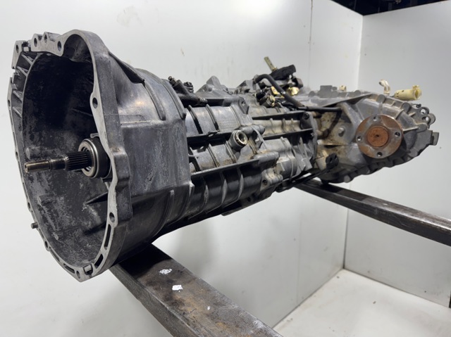 Mechaniczna skrzynia biegów w komplecie SsangYong Rexton 1 RJN