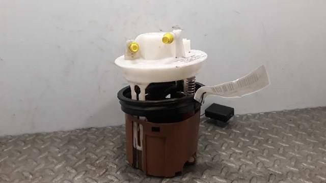 Czujnik poziomu paliwa w zbiorniku Mazda 6 GG