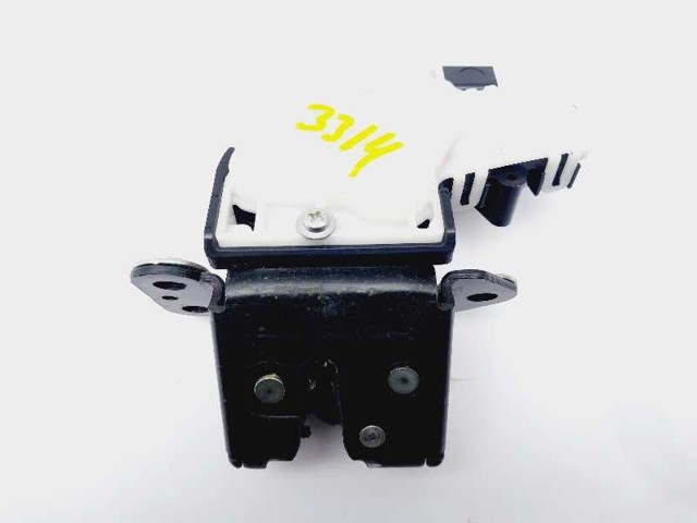 Zamek klapy bagażnika (3/5 drzwi tylnych) G33M62310B MAZDA