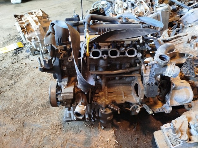 Silnik w komplecie Hyundai Accent 4 RB