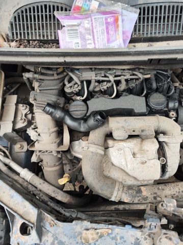 Silnik w komplecie G8DA FORD