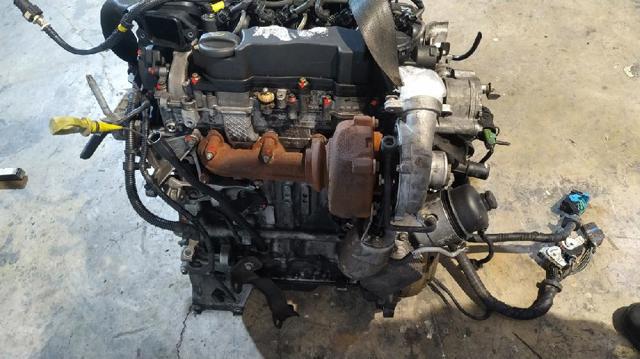 Silnik w komplecie G8DA FORD