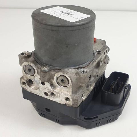 GAM7437A0 Mazda