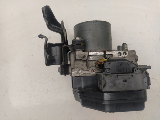 Sterownik ABS  hydrauliczny GAM7437A0 MAZDA