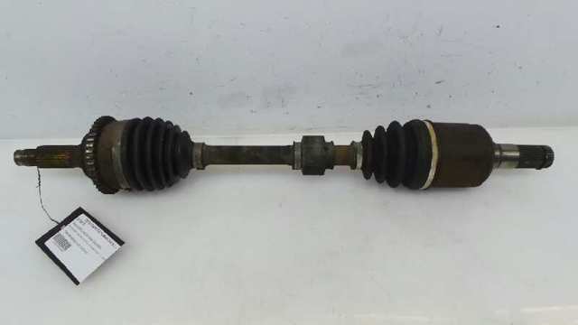 Przegub homokinetyczny wewnętrzny przedni prawy GD3822520 MAZDA