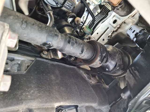 Półoś napędowa przednia prawa GD402550XA MAZDA