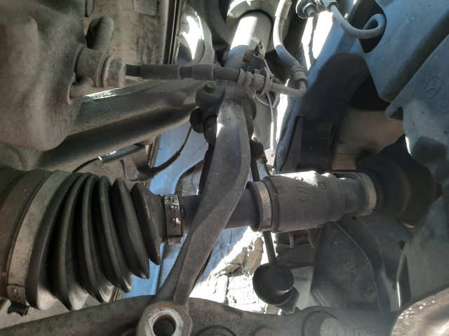 Półoś napędowa przednia prawa GD552550XC MAZDA