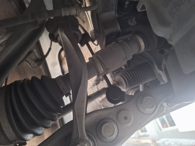 Półoś napędowa przednia prawa do Mazda 6 GH