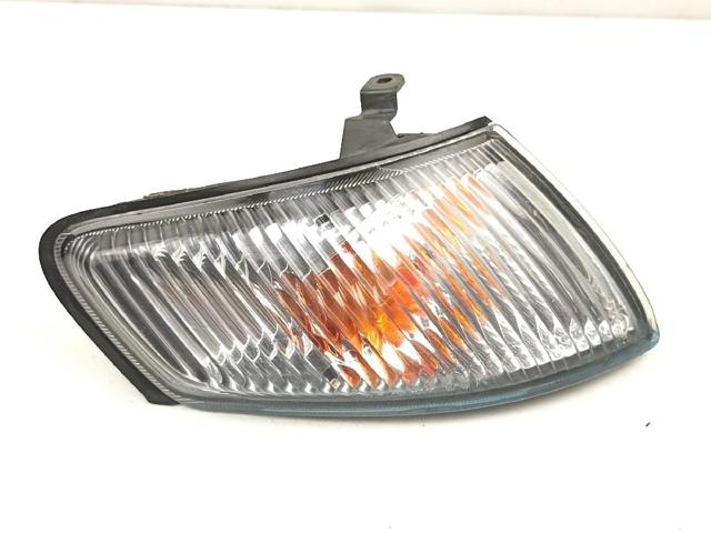 Kierunkowskaz prawy Mazda 626 5 GF