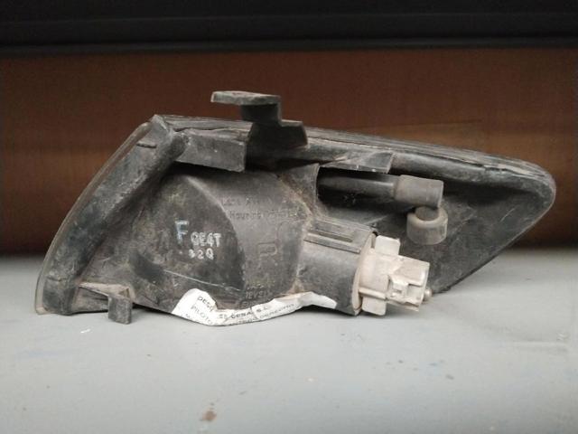 Kierunkowskaz lewy Mazda 626 5 GF