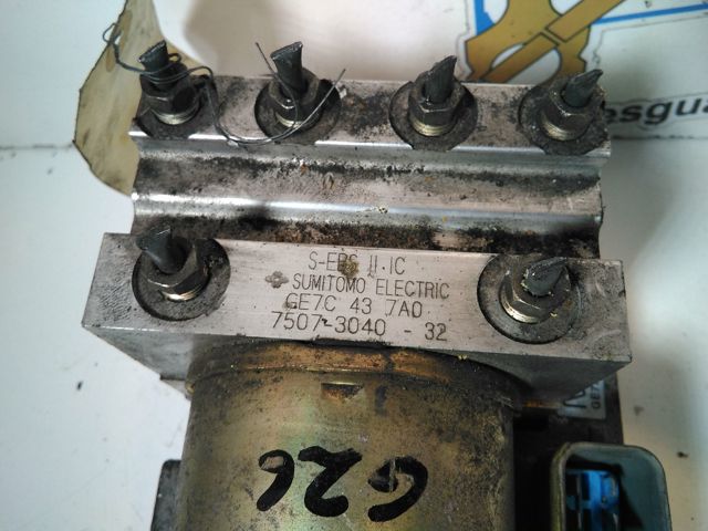 Sterownik ABS  hydrauliczny Mazda 626 5 GF