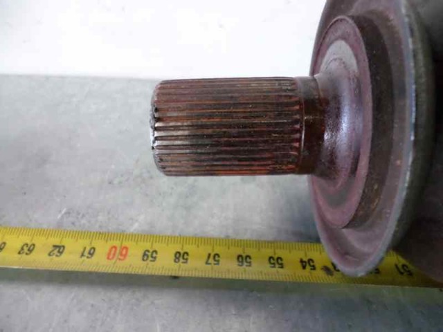 Półoś napędowa przednia lewa GG2925600D MAZDA