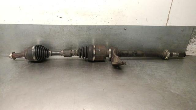 Półoś napędowa przednia prawa GG3325500A MAZDA