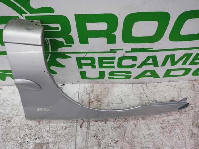 Błotnik przedni lewy Mazda 626 5 GW