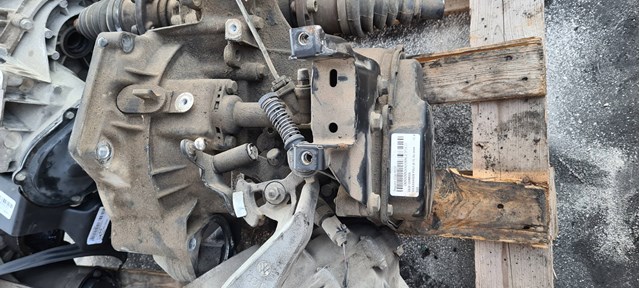 Mechaniczna skrzynia biegów w komplecie GGV VAG