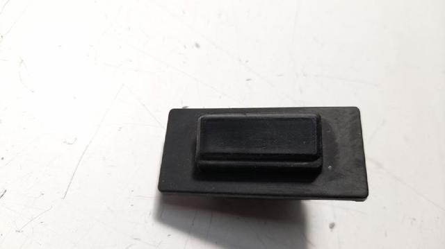 GHK1568D0 Mazda