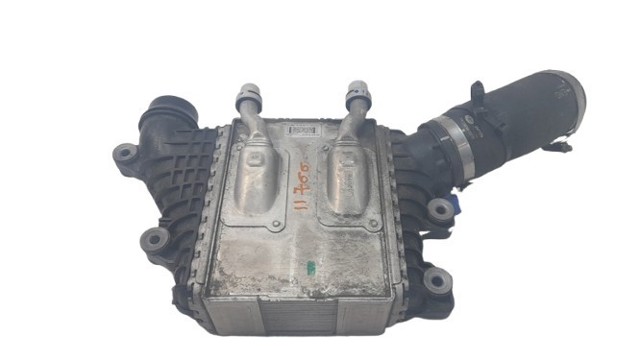 Chłodnica intercoolera GJ329L440AD JAGUAR