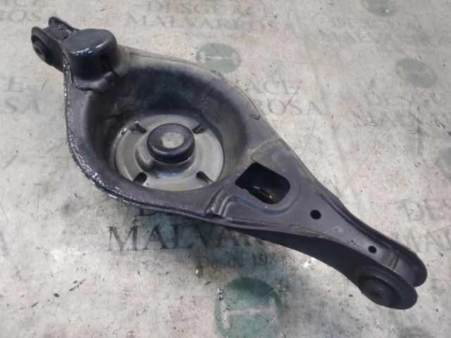 Wahacz zawieszenia tylnego dolny lewy GJ6A28350B MAZDA