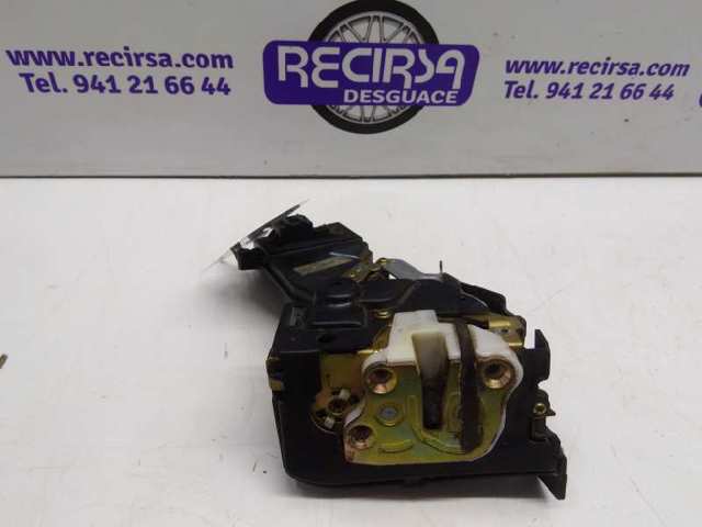 Zamek drzwi przednich prawych GJ6A58310D MAZDA