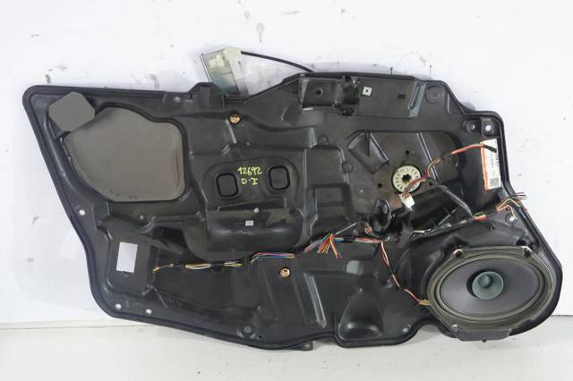 Mechanizm podnoszenia szyby drzwi przednich prawych GJ6A58590F MAZDA
