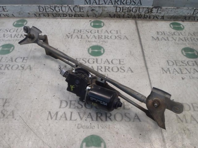 Silniczek wycieraczki szyby przedniej GJ6A67340B MAZDA