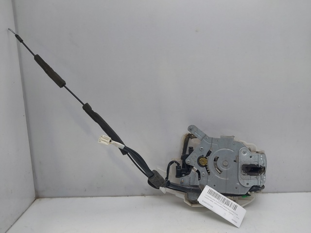 Zamek drzwi tylnych prawych GJ6A72310G MAZDA