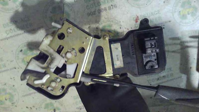 Zamek drzwi tylnych prawych GJ6A72310G MAZDA